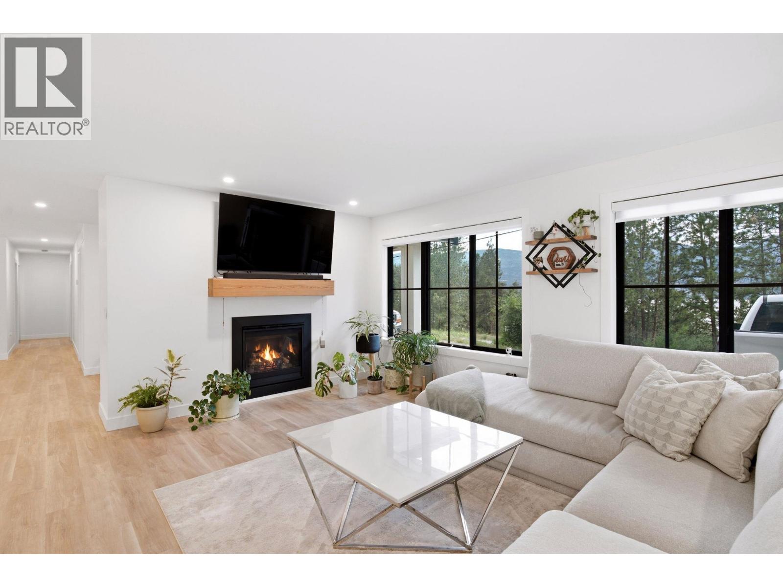 16515 Commonage Road - 16