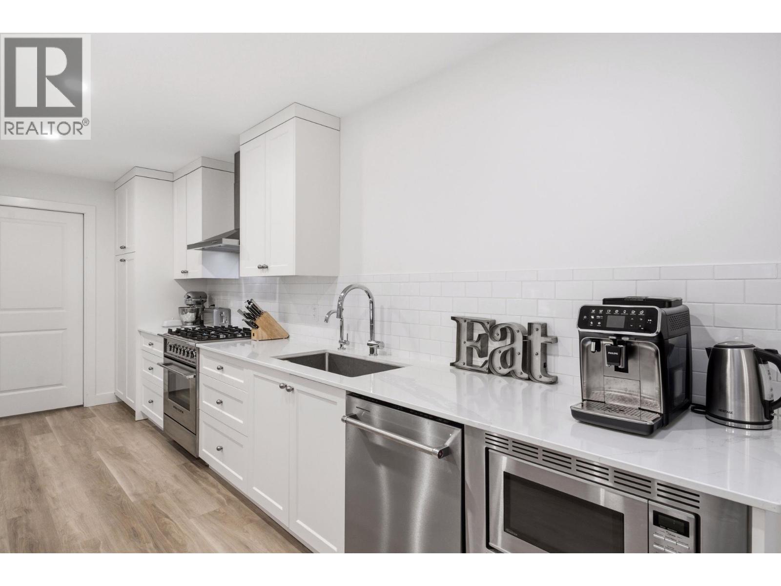 16515 Commonage Road - 11