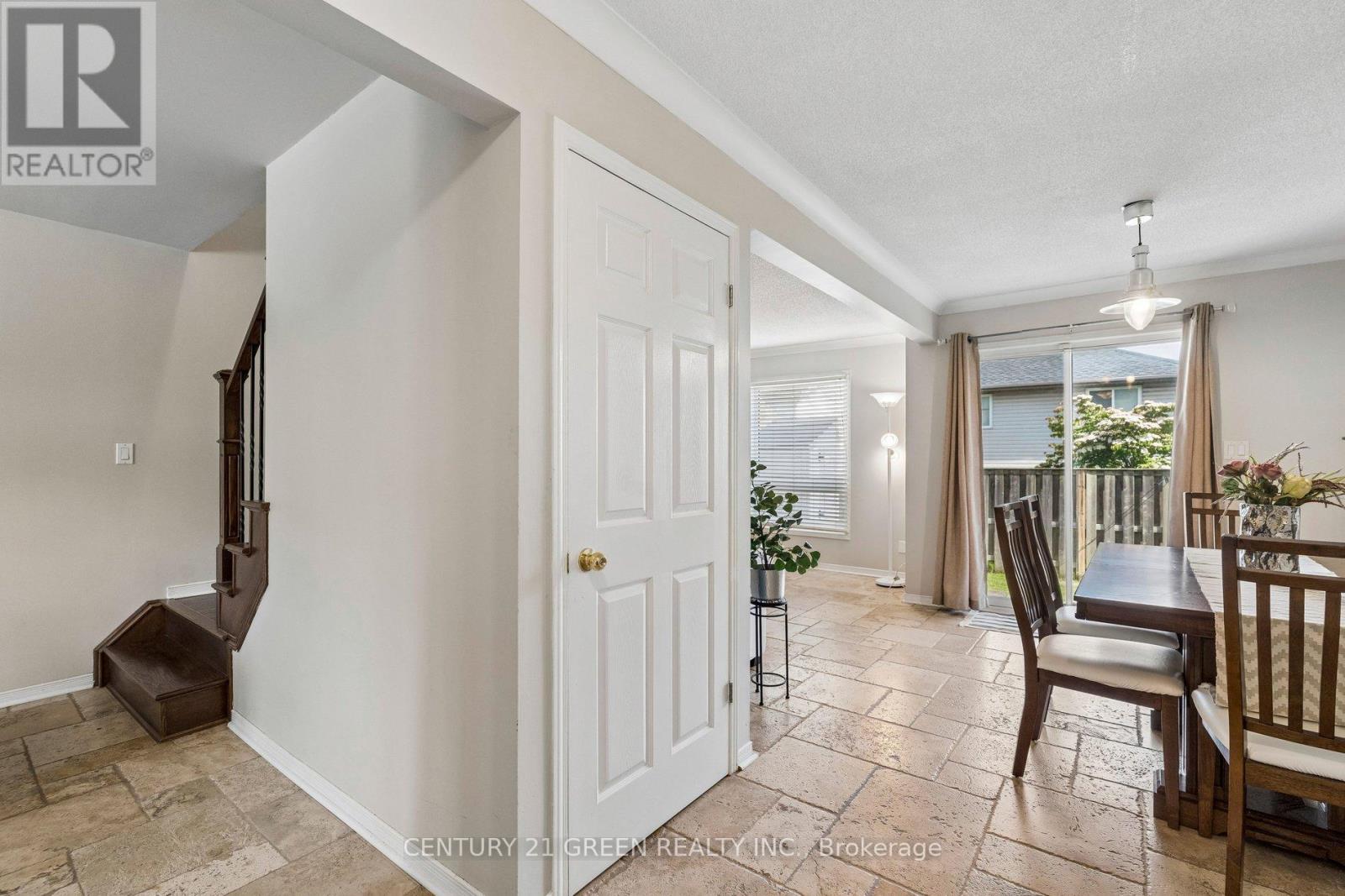#4 7470 MONASTERY DRIVE - 13
