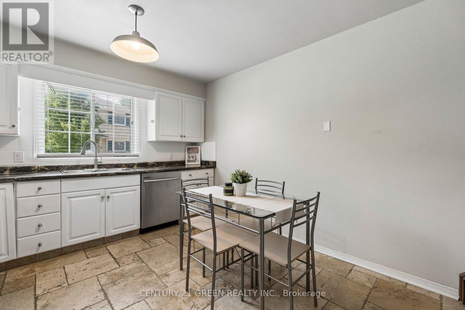 #4 7470 MONASTERY DRIVE - 15