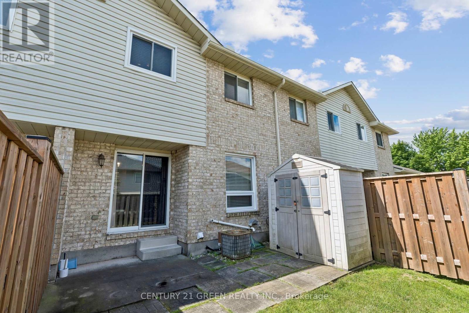 #4 7470 MONASTERY DRIVE - 34