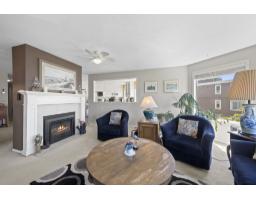 203 1327 Best Street, White Rock, BC V4B4E3 Photo 6