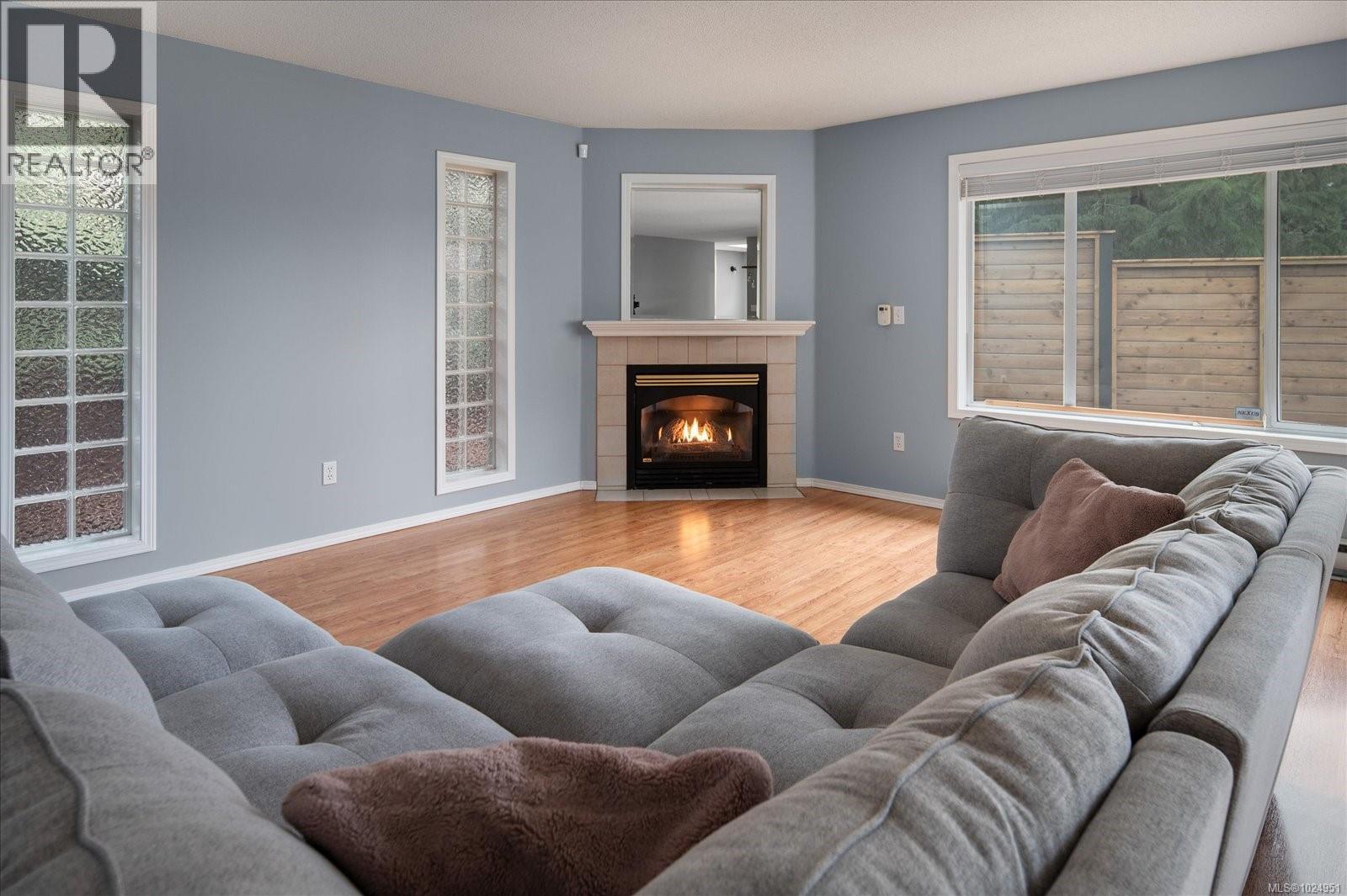 5994 Cedar Grove Dr - 1