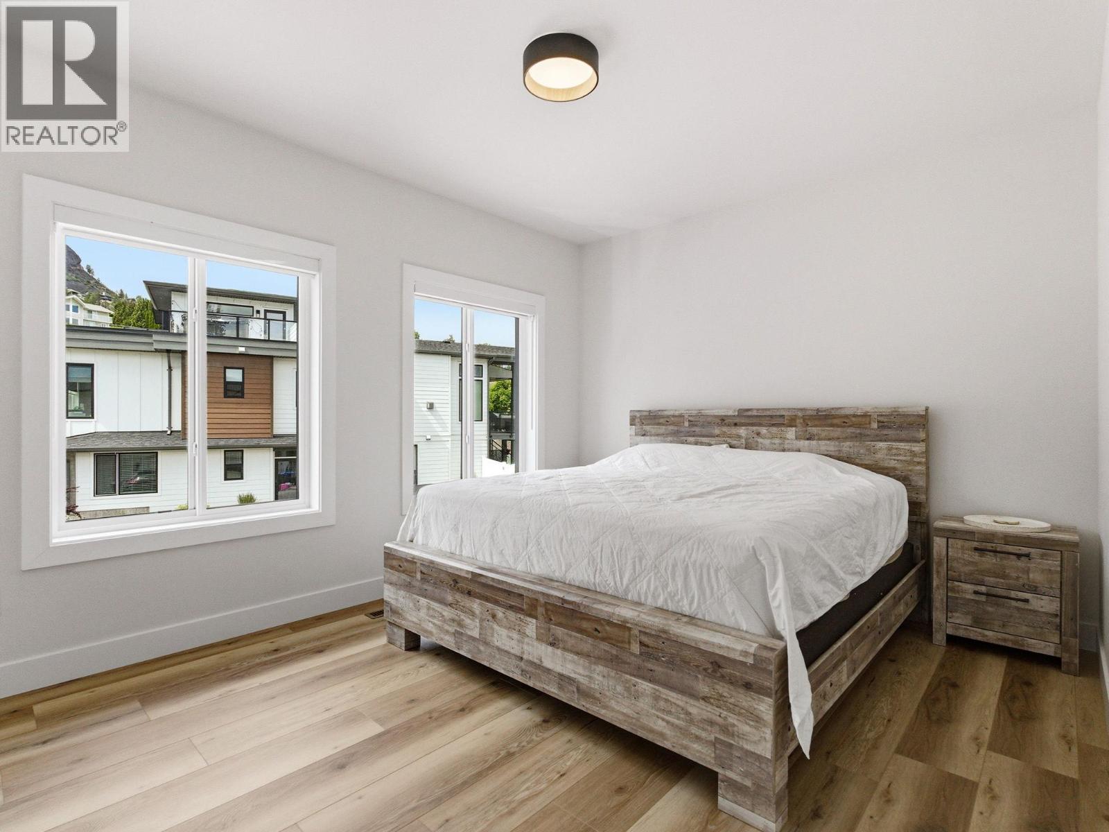 1032 Oak Barrel Lane - 35