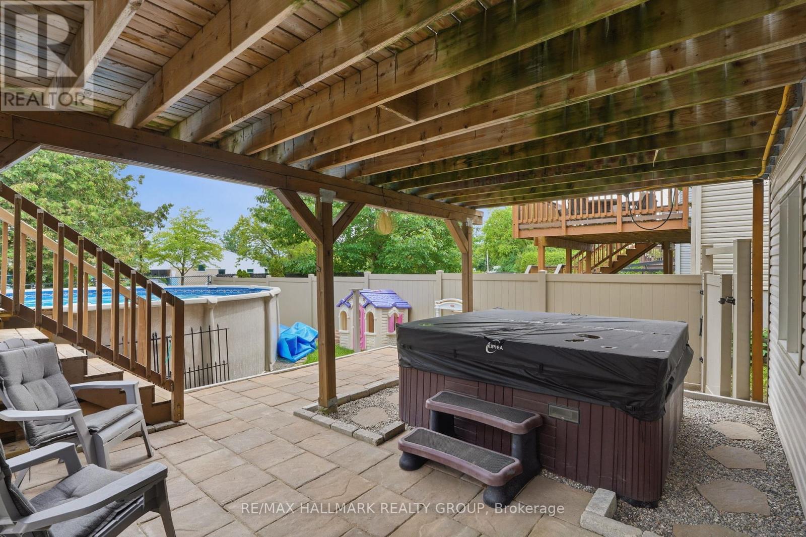 2122 PATRICIA STREET - 29
