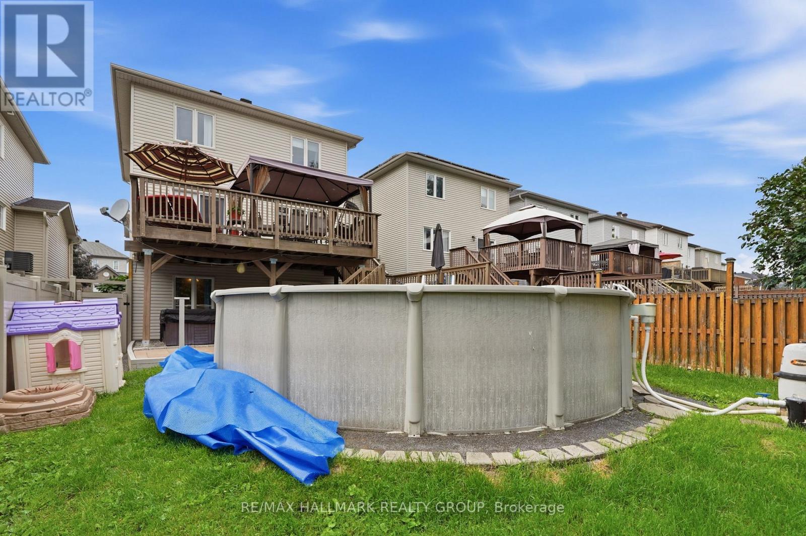 2122 PATRICIA STREET - 31