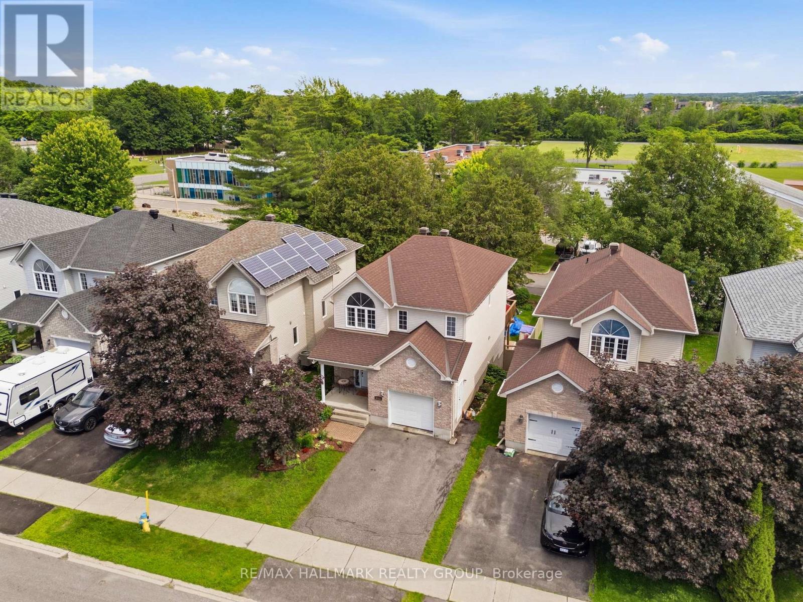 2122 PATRICIA STREET - 35