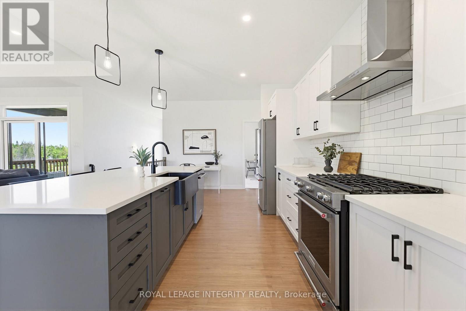 314 JOHNNY PORTER COURT - 16