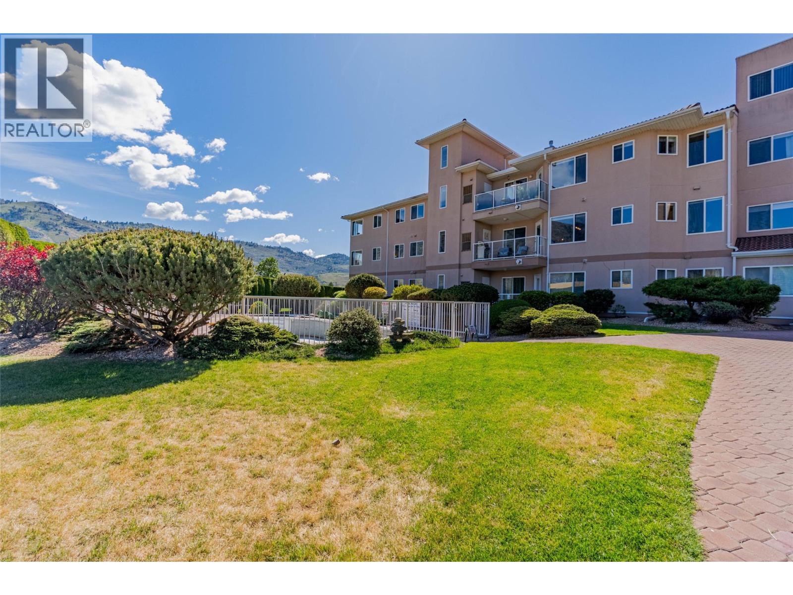 #105 6805 COTTONWOOD Drive - 28