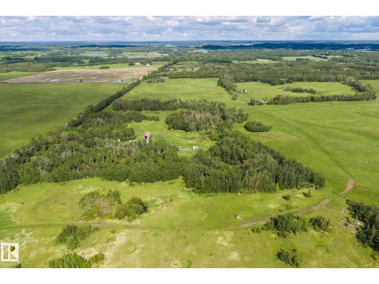 23327 TWP RD 510 — photo 10