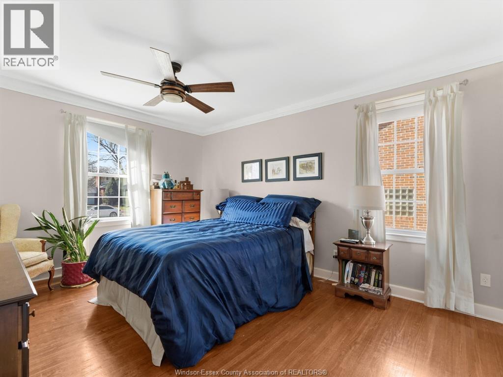 264 PATRICE DRIVE - 25