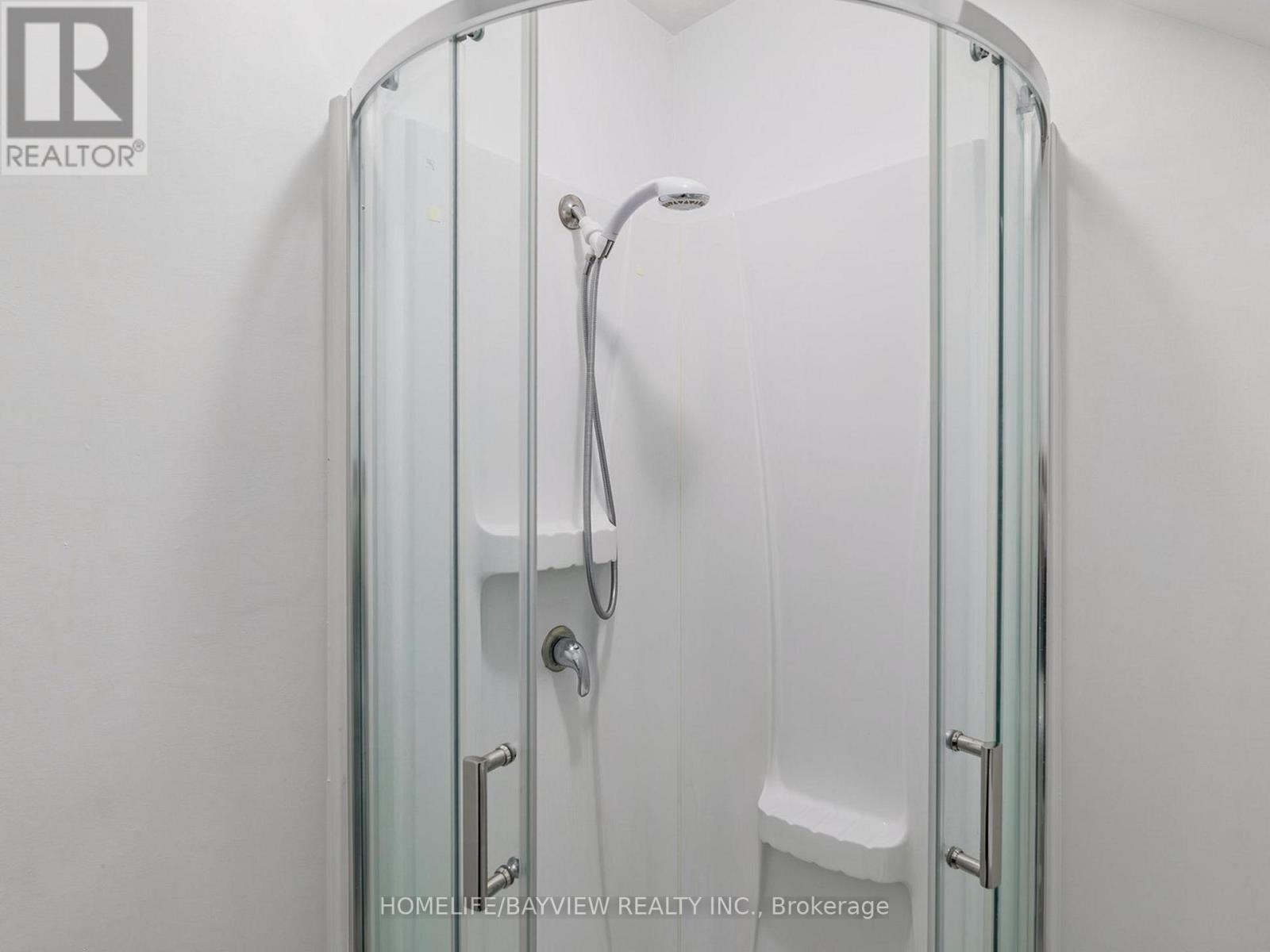 27 BEDLE AVENUE - 21