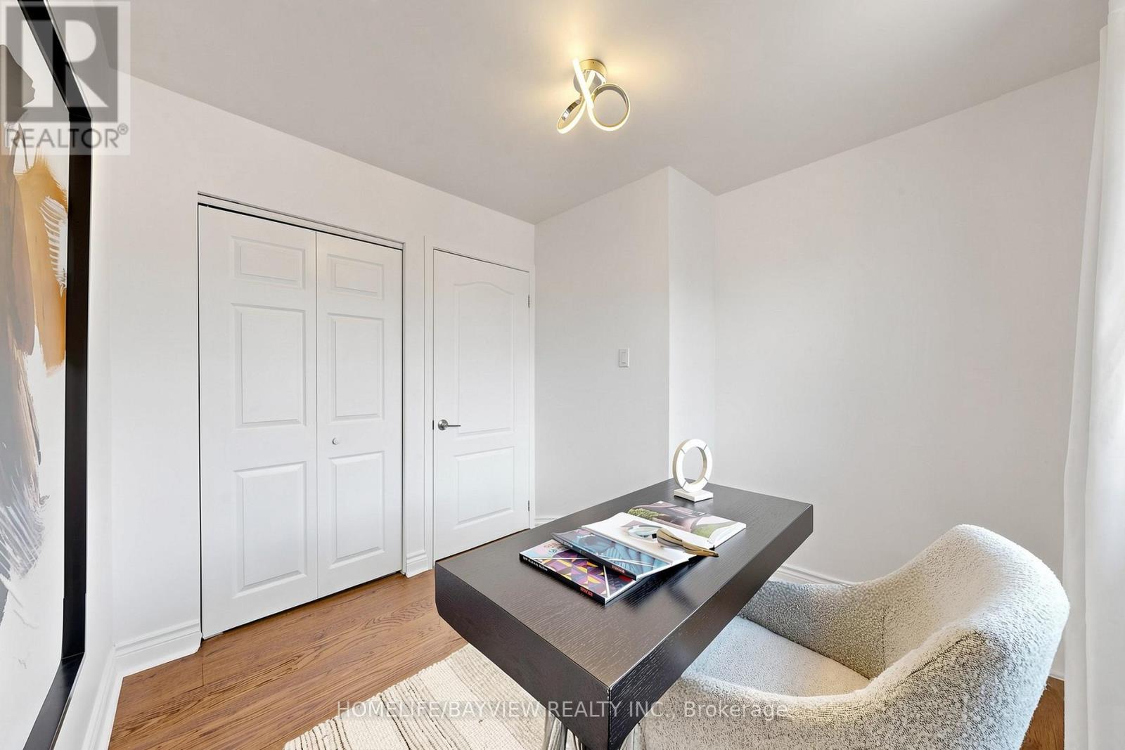 27 BEDLE AVENUE - 30