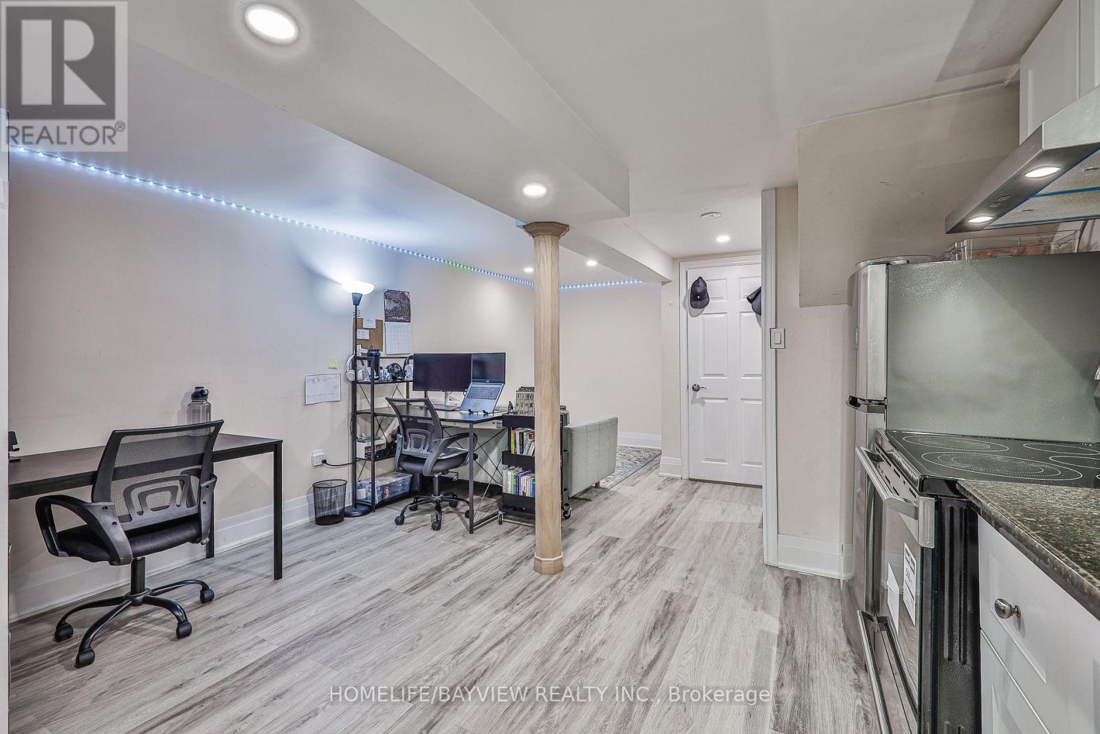 27 BEDLE AVENUE - 36