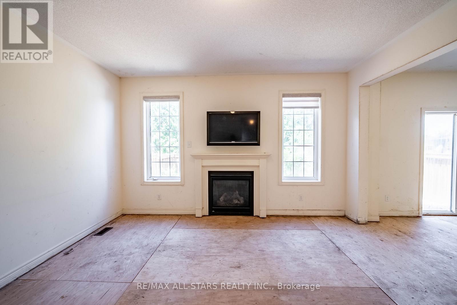 244 GREENWOOD ROAD - 18