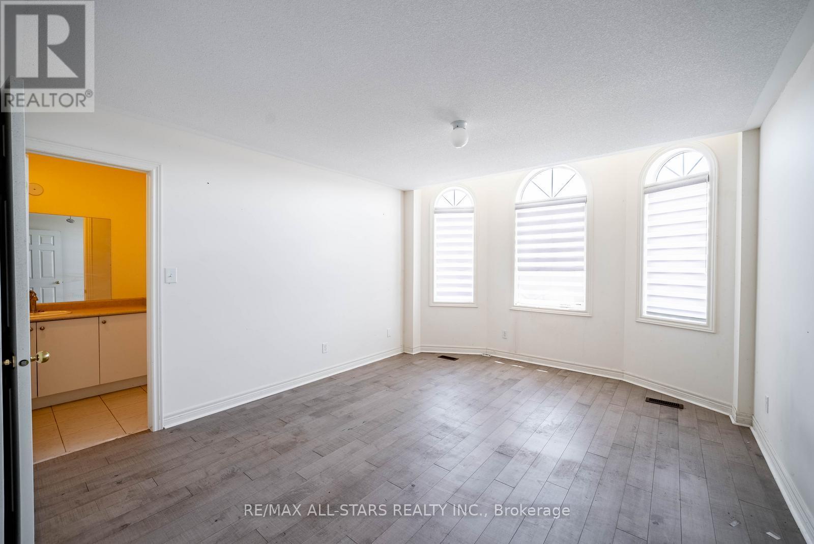 244 GREENWOOD ROAD - 22