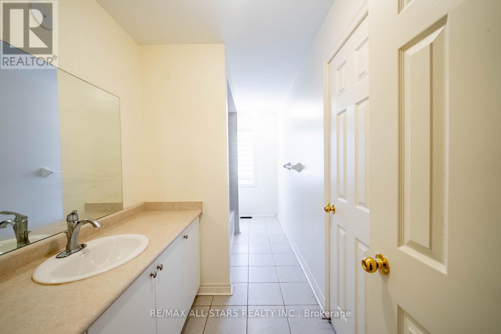 244 GREENWOOD ROAD - 24