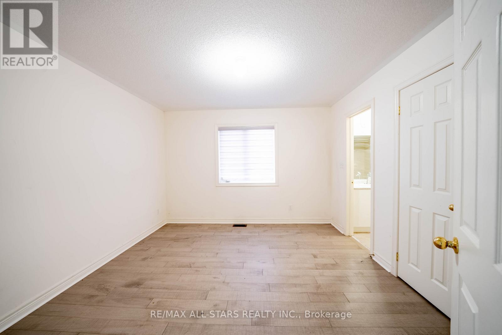 244 GREENWOOD ROAD - 26