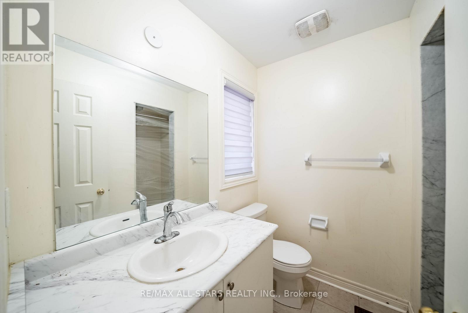 244 GREENWOOD ROAD - 27