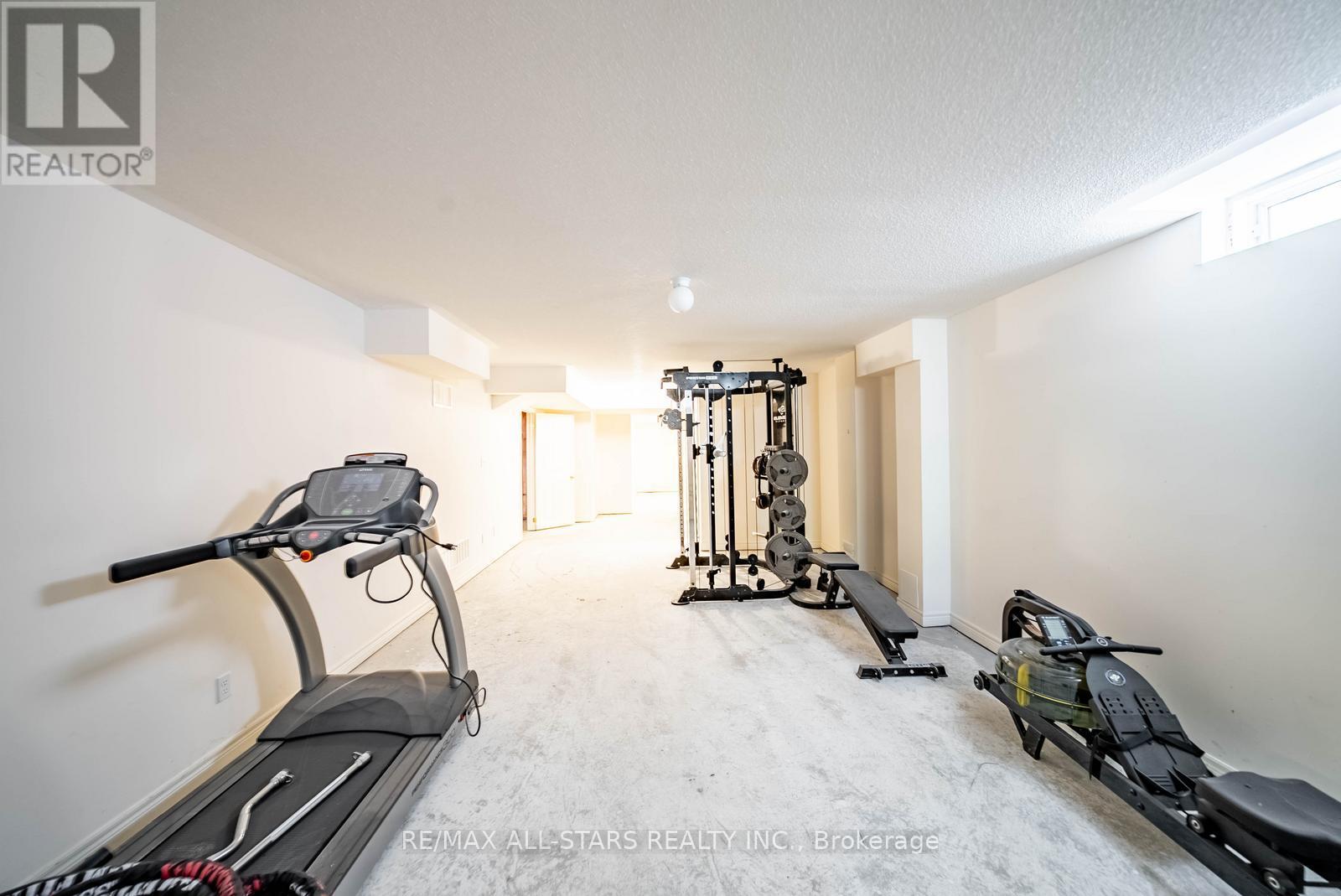 244 GREENWOOD ROAD - 32