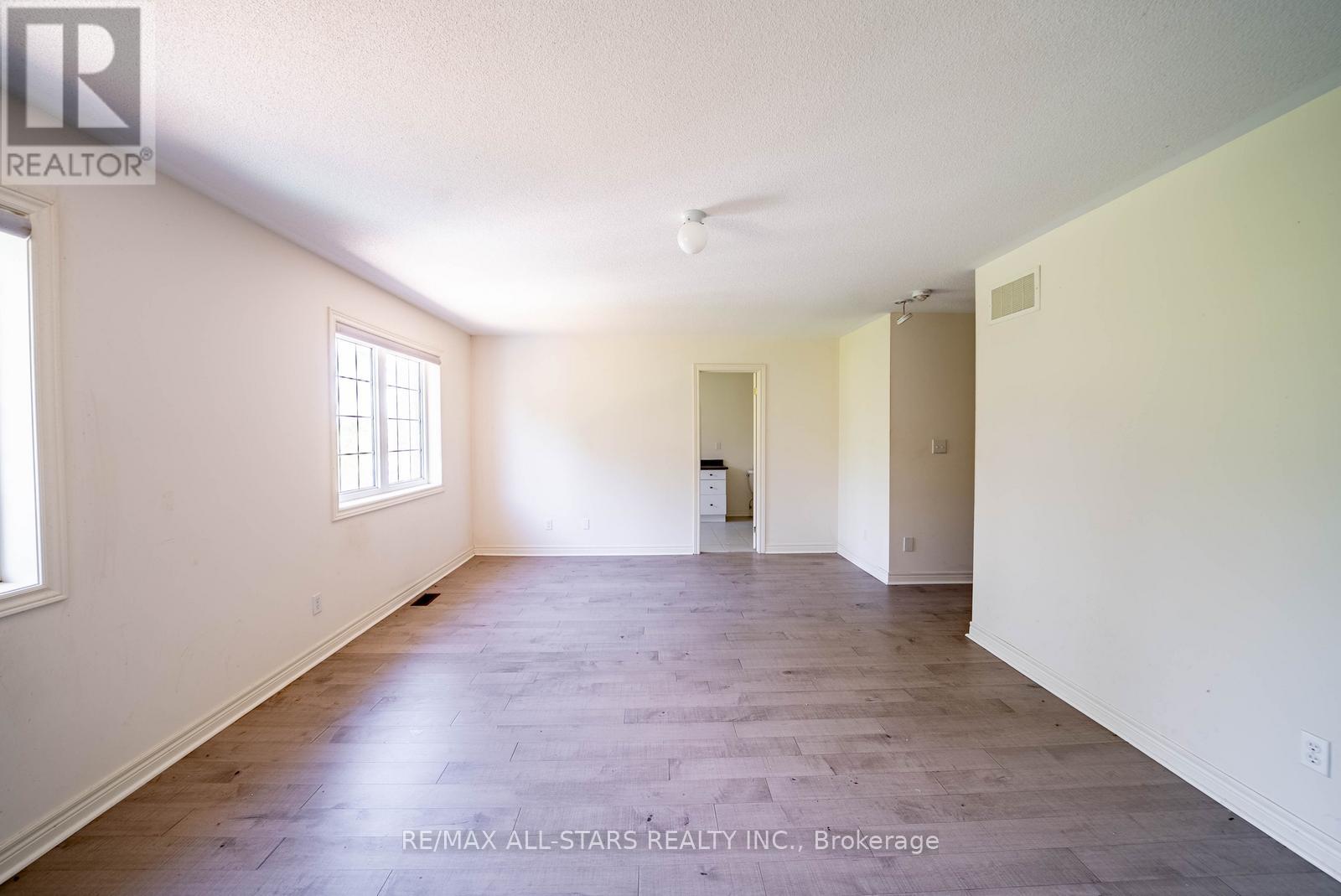 244 GREENWOOD ROAD - 30
