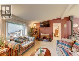 Bedroom - 300 Lake Park Rd, Lake Cowichan, BC V0R2G0 Photo 7