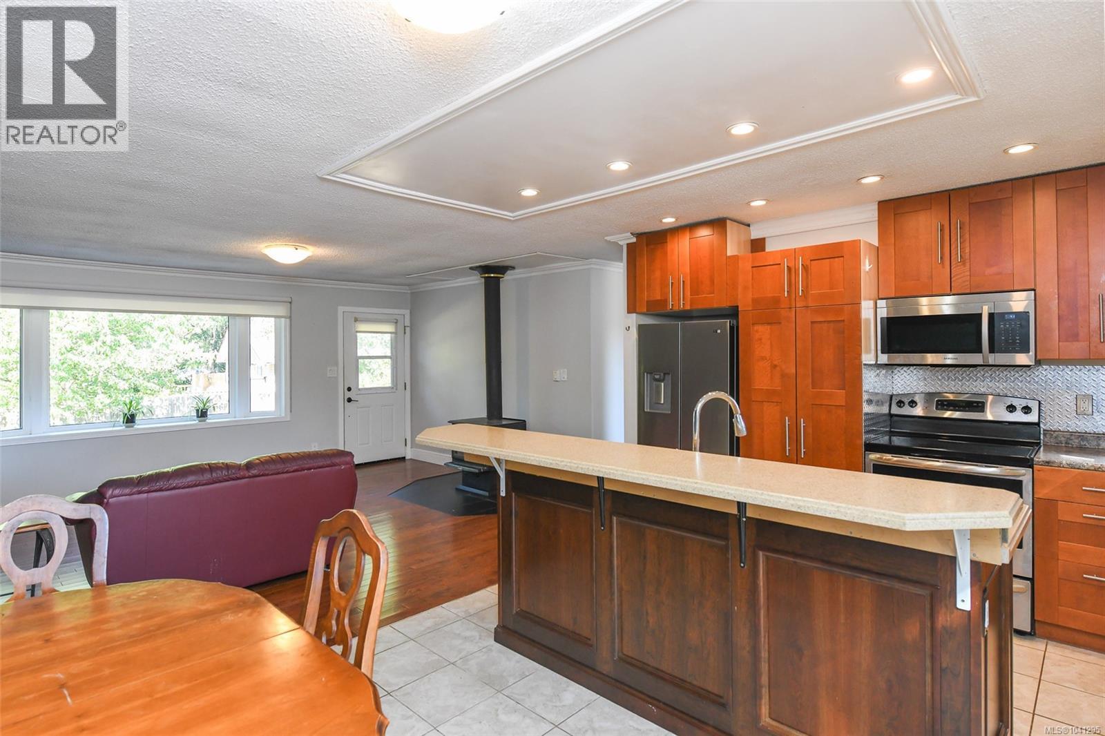 4857 Dundas Rd - 10