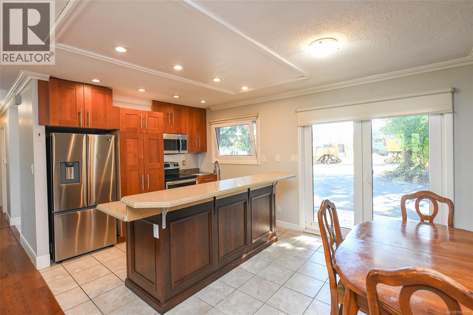 4857 Dundas Rd - Image 15