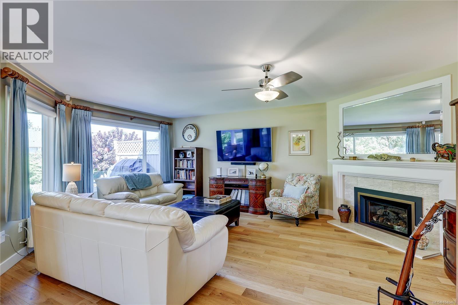 #201 330 Dogwood St - 23