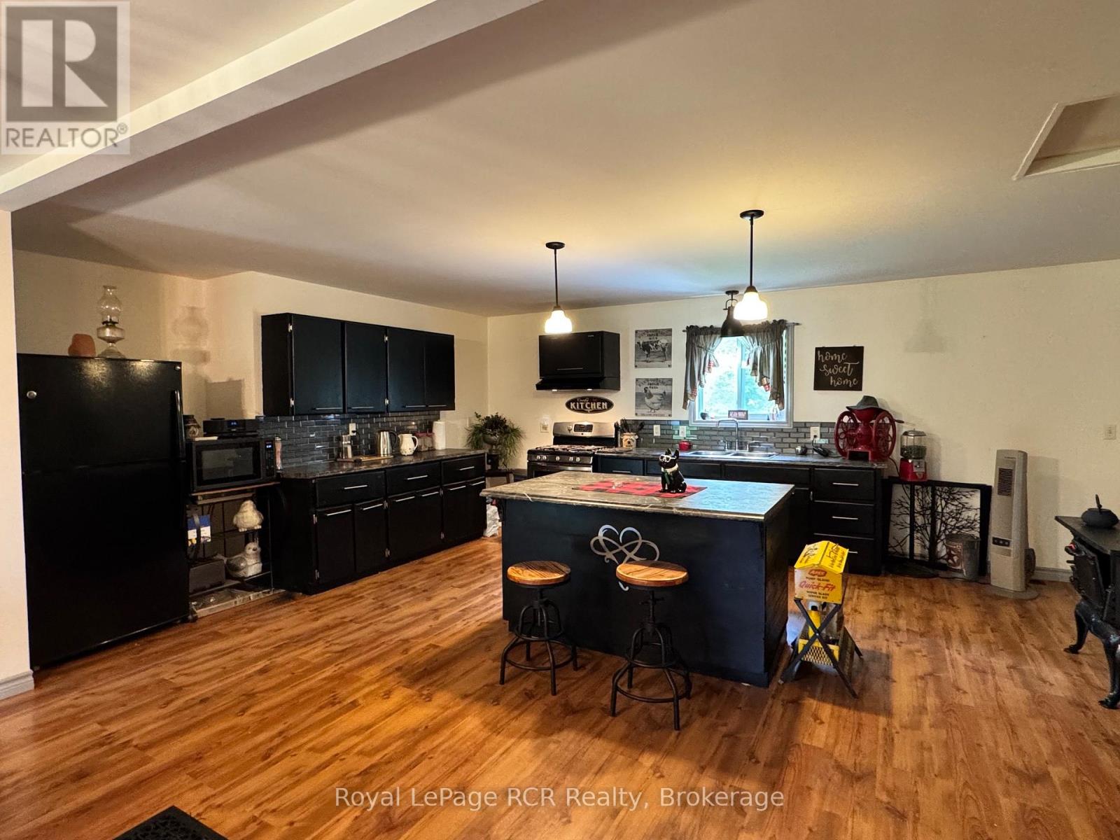 614406 HAMILTON LANE - 14
