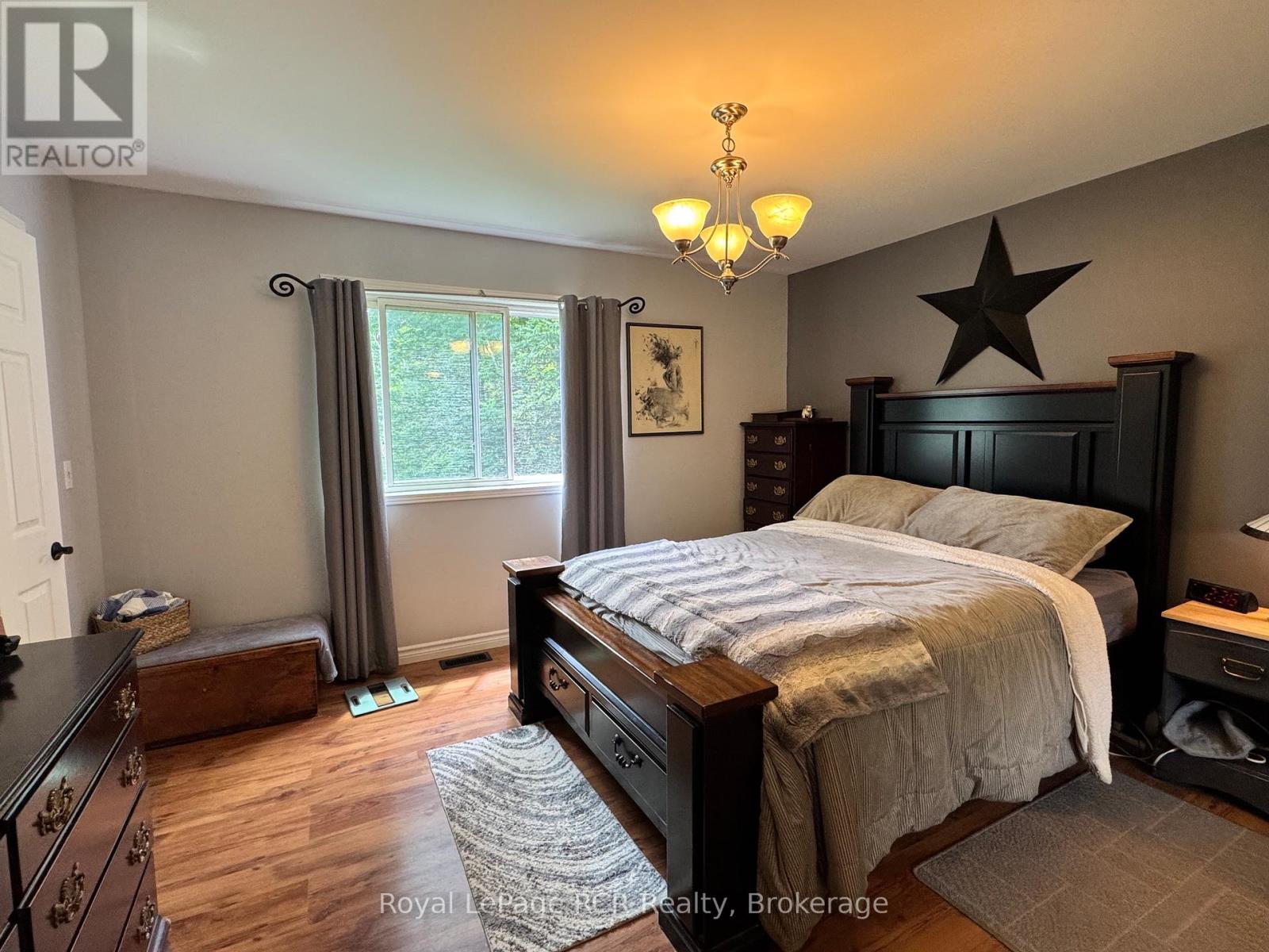 614406 HAMILTON LANE - 20