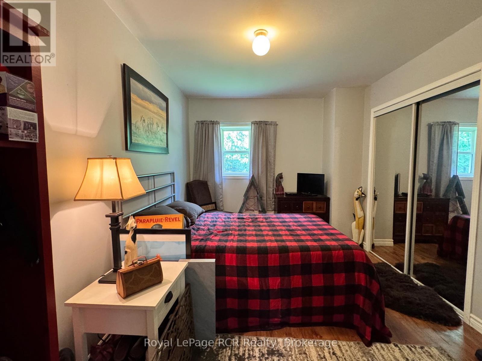 614406 HAMILTON LANE - 23