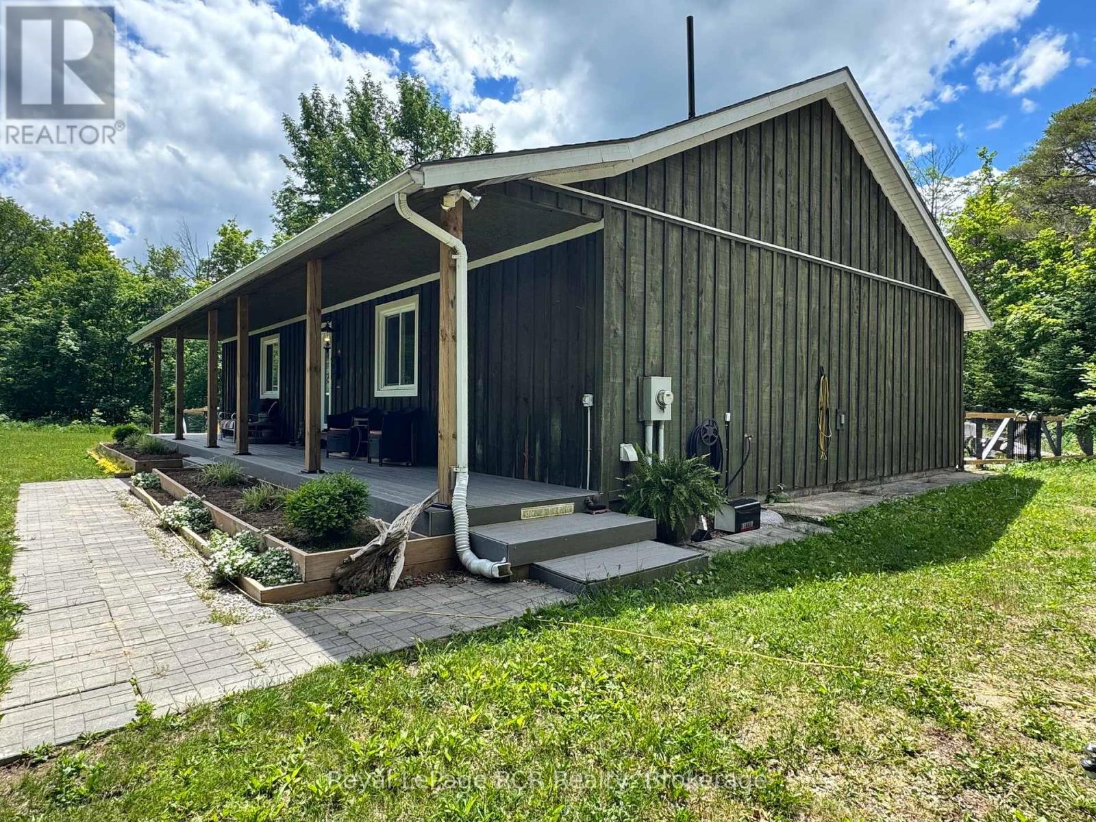 614406 HAMILTON LANE - 3