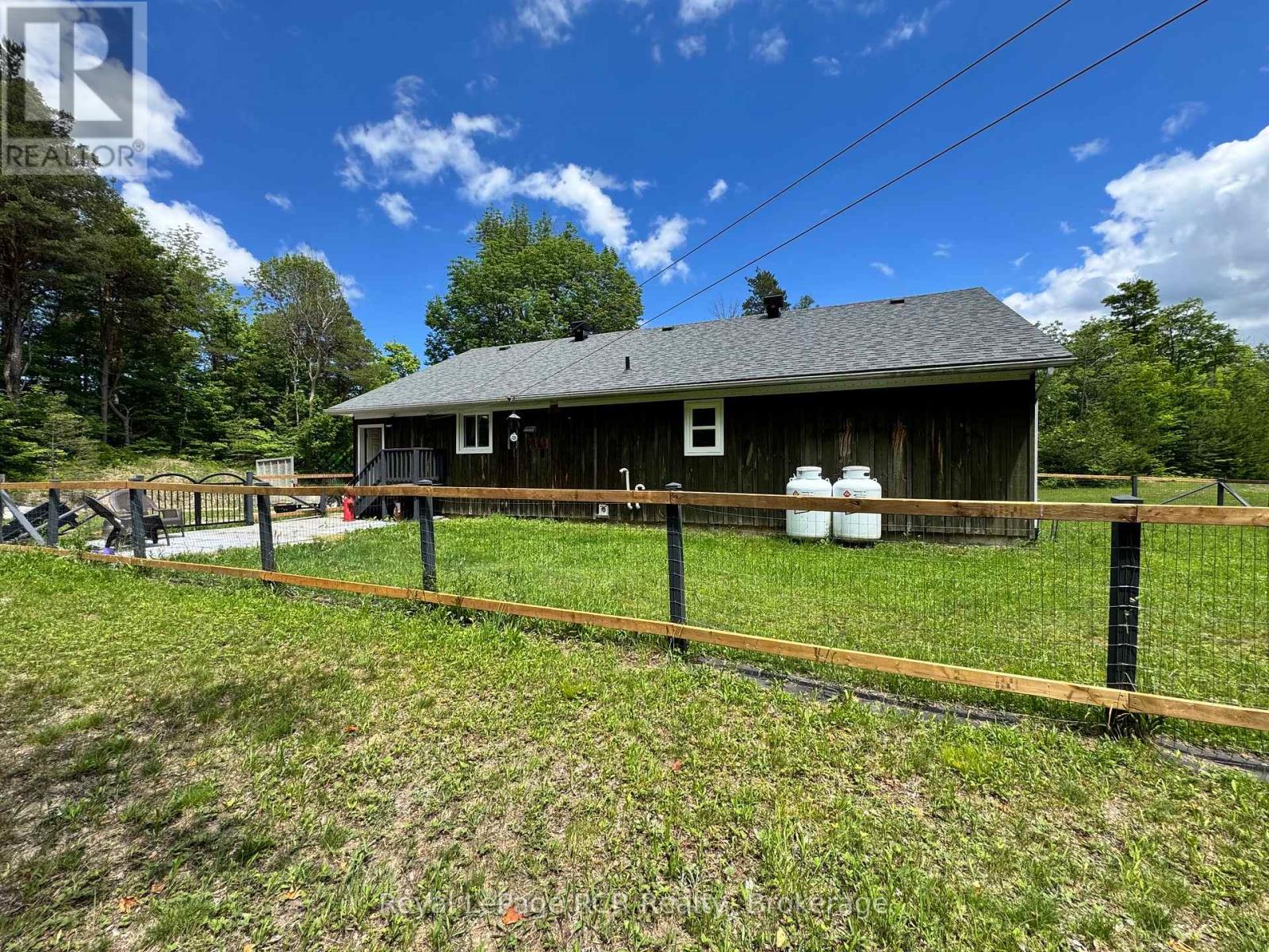 614406 HAMILTON LANE - 32