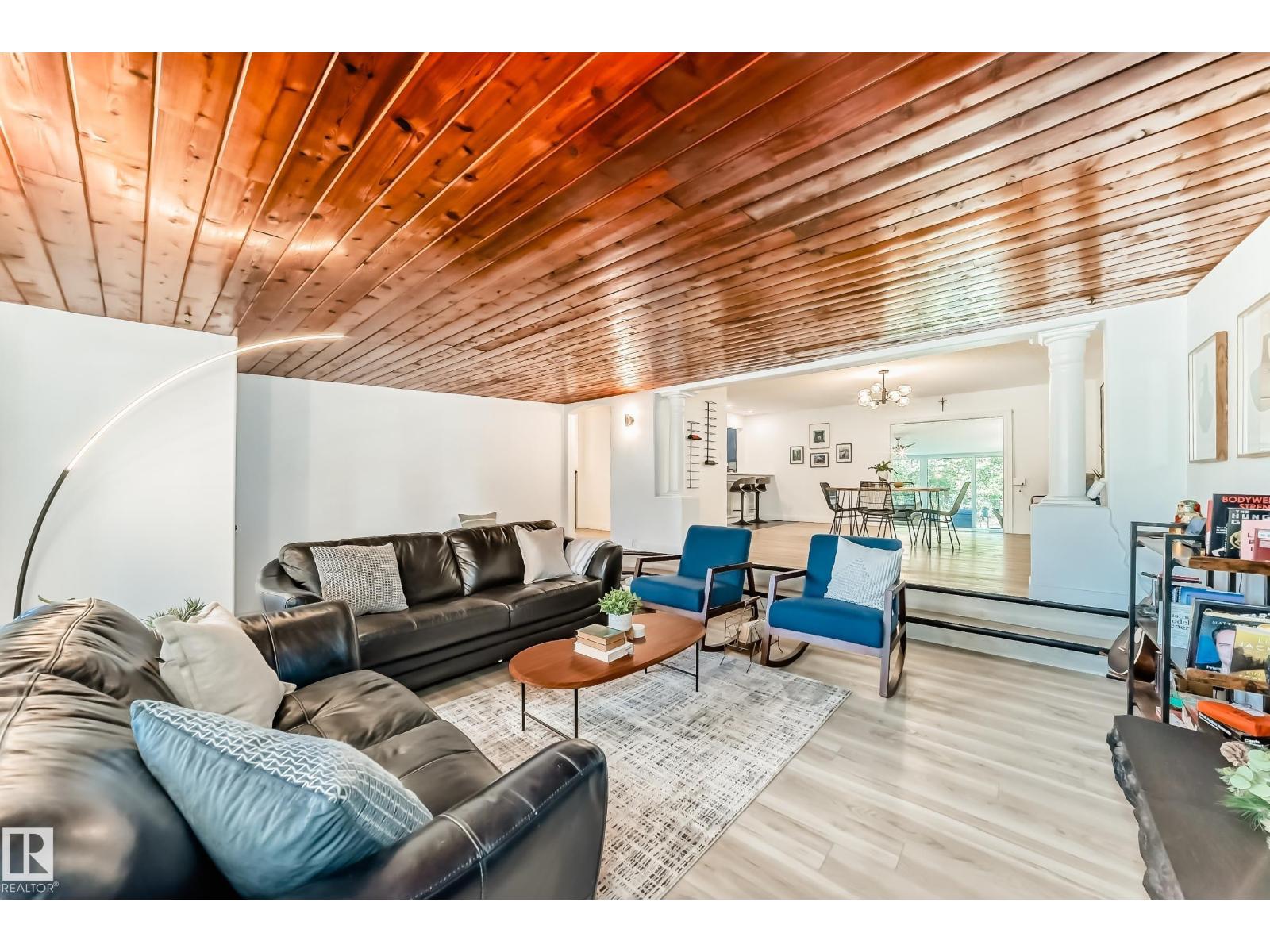 15226 81 AV NW - 17