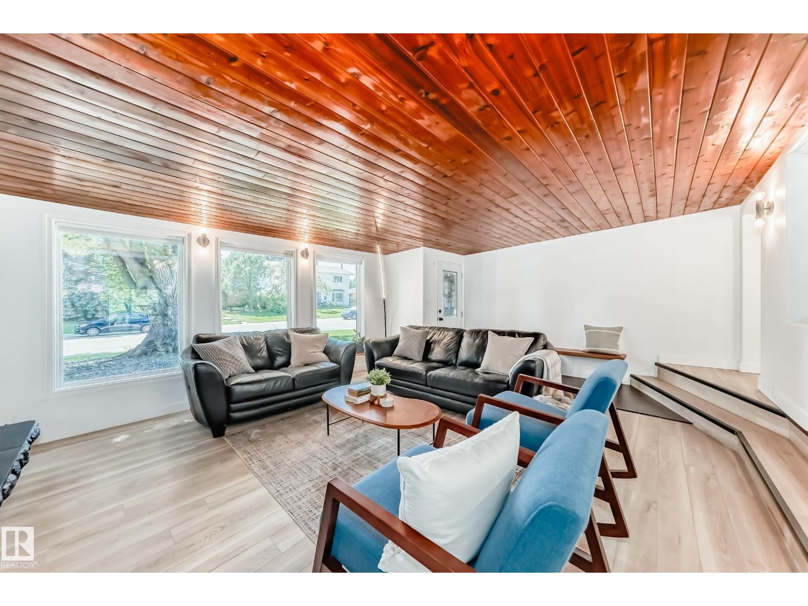 15226 81 AV NW - 18