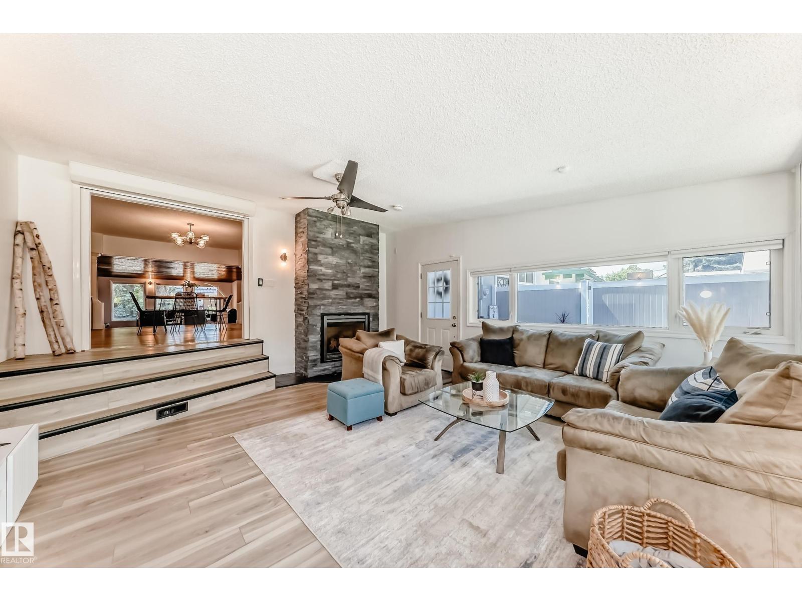 15226 81 AV NW - 21