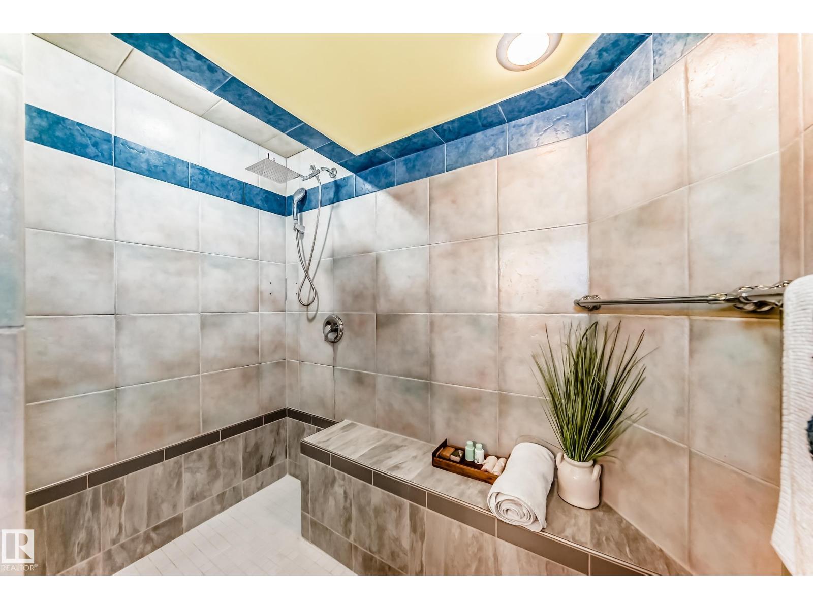 15226 81 AV NW - 37