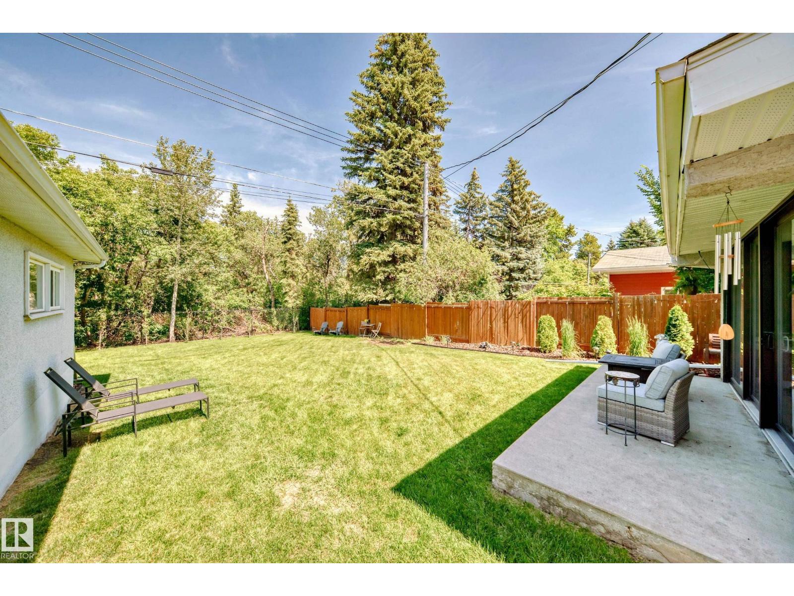 15226 81 AV NW - 46
