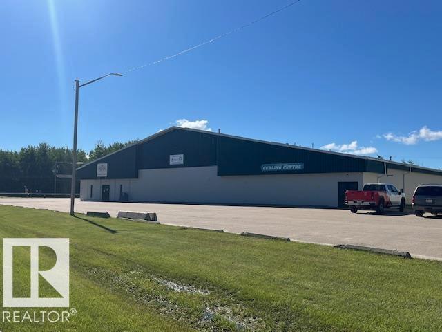 100 Woodlands DR — photo 11