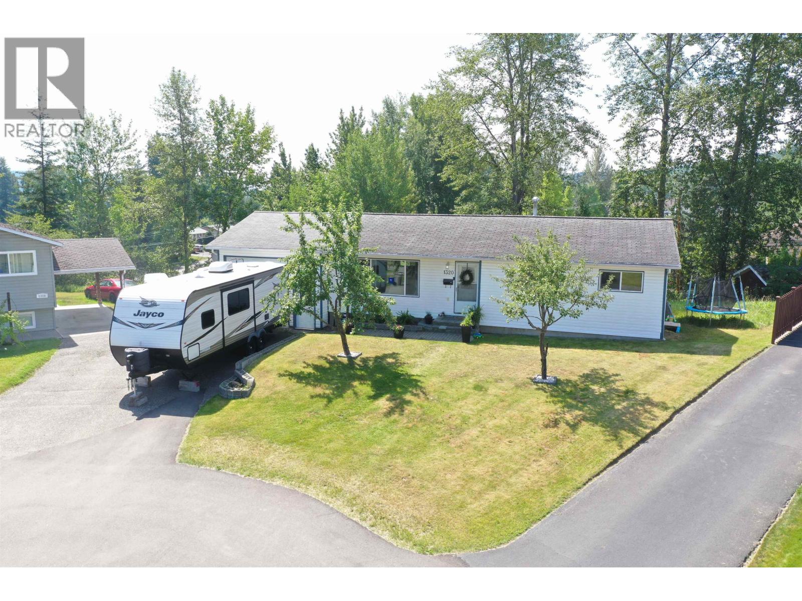 1320 PICARD AVENUE - 1
