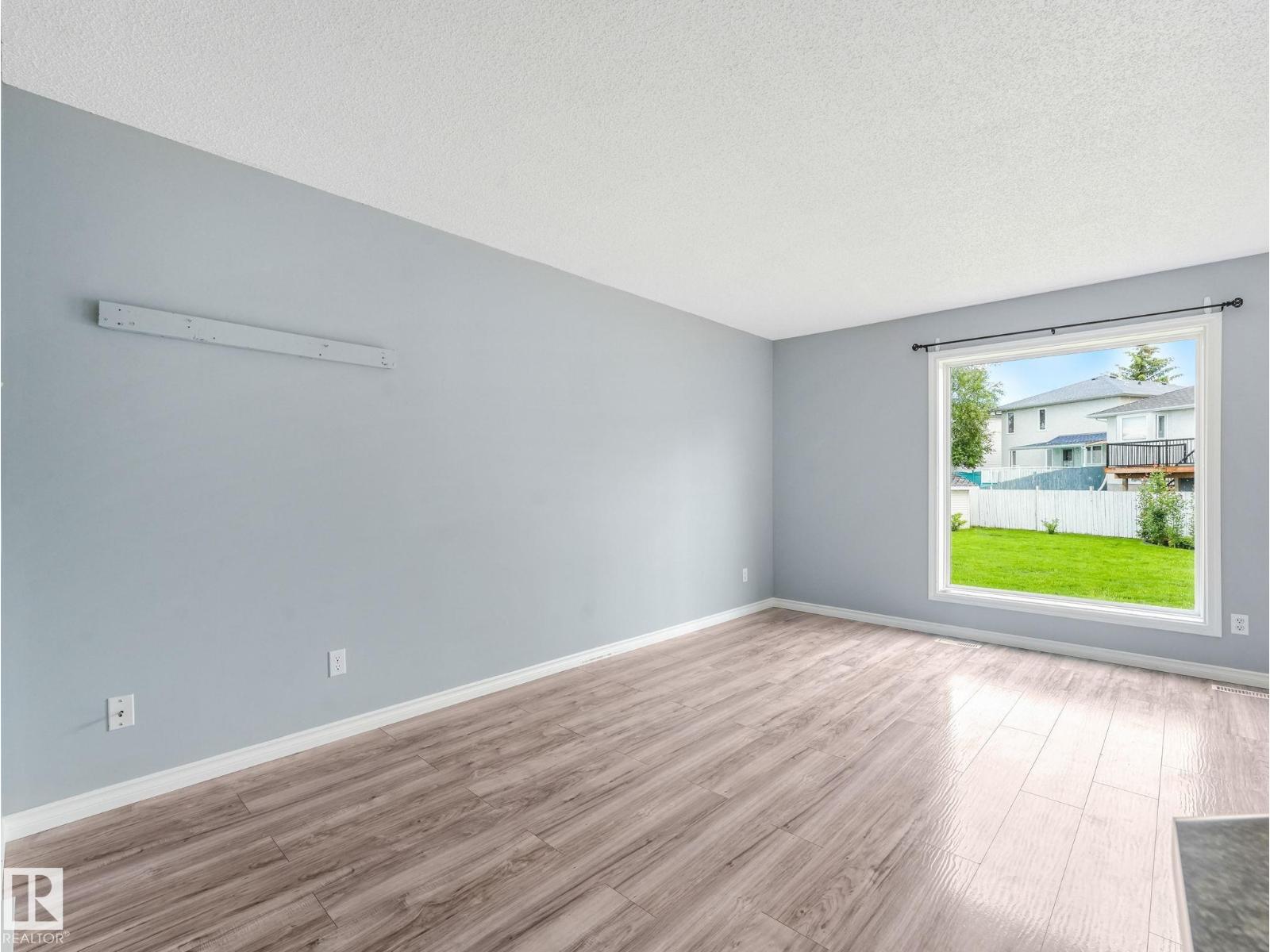 6828 159A AV NW - 17