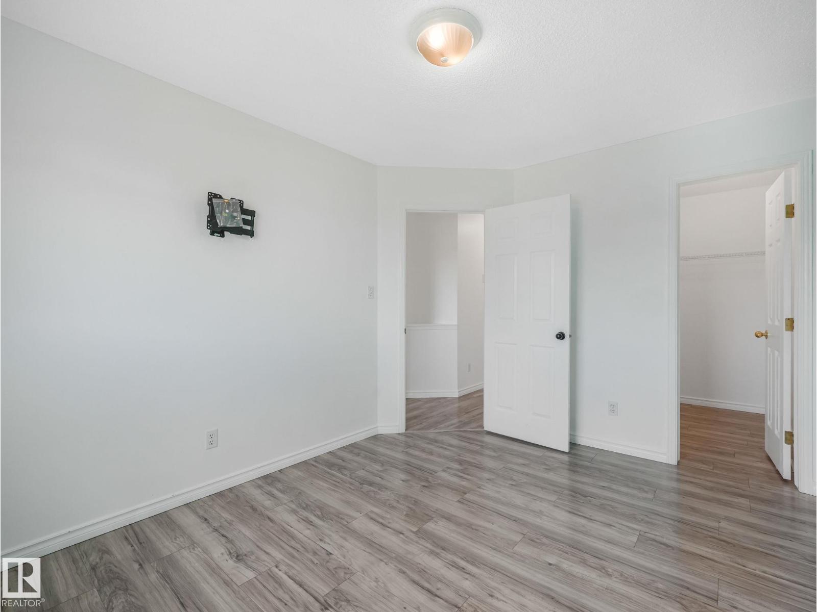 6828 159A AV NW - 33