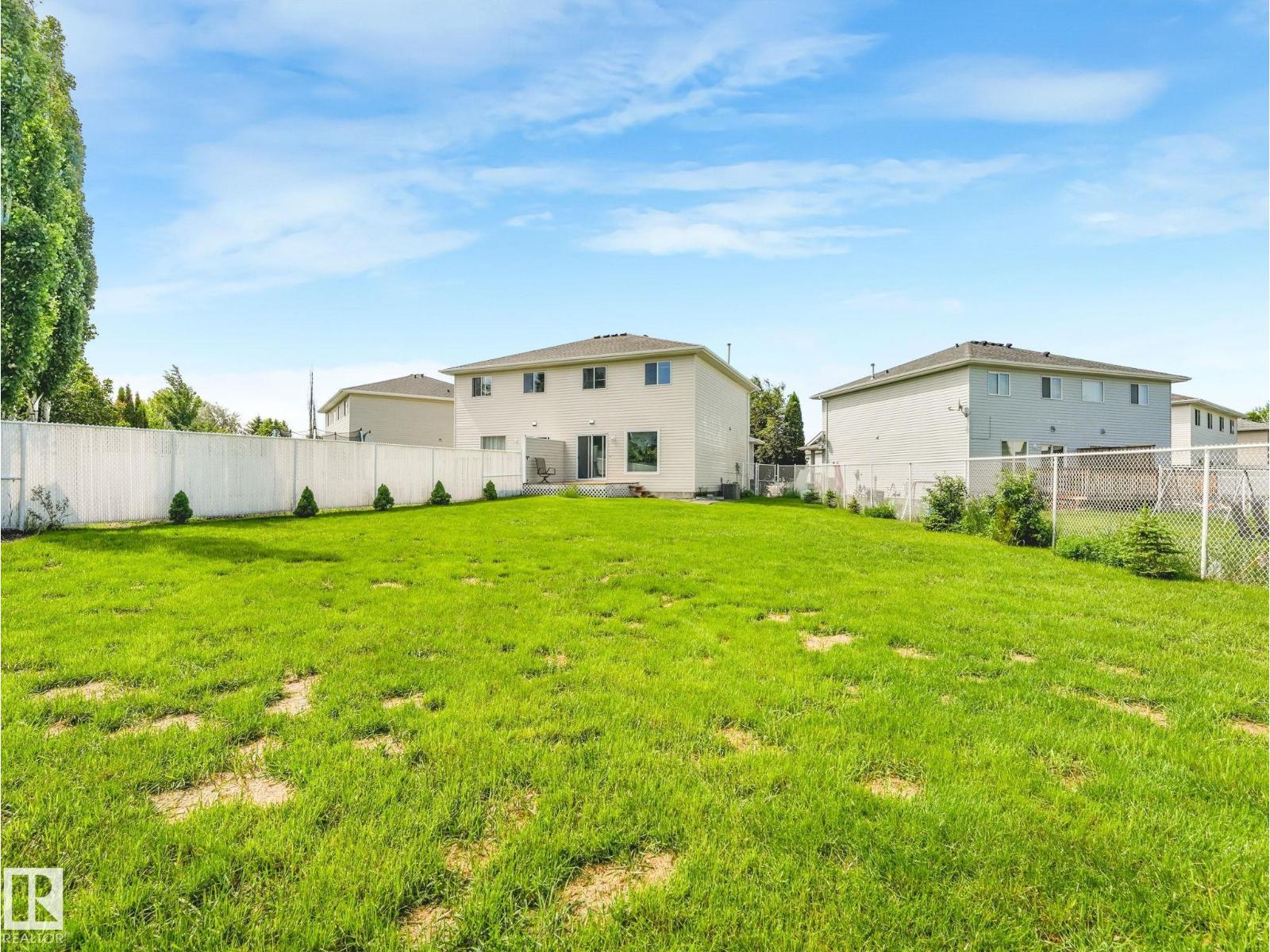 6828 159A AV NW - 52