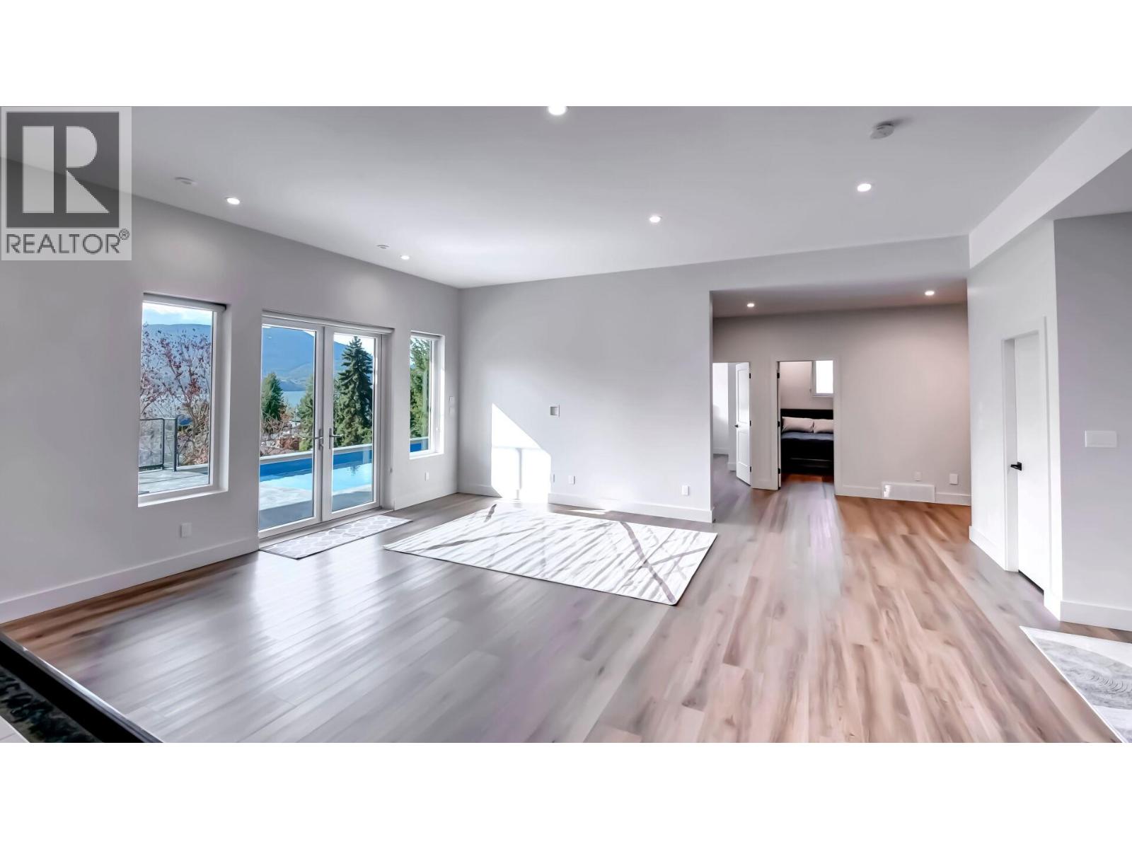 110 Eastside Road - 31
