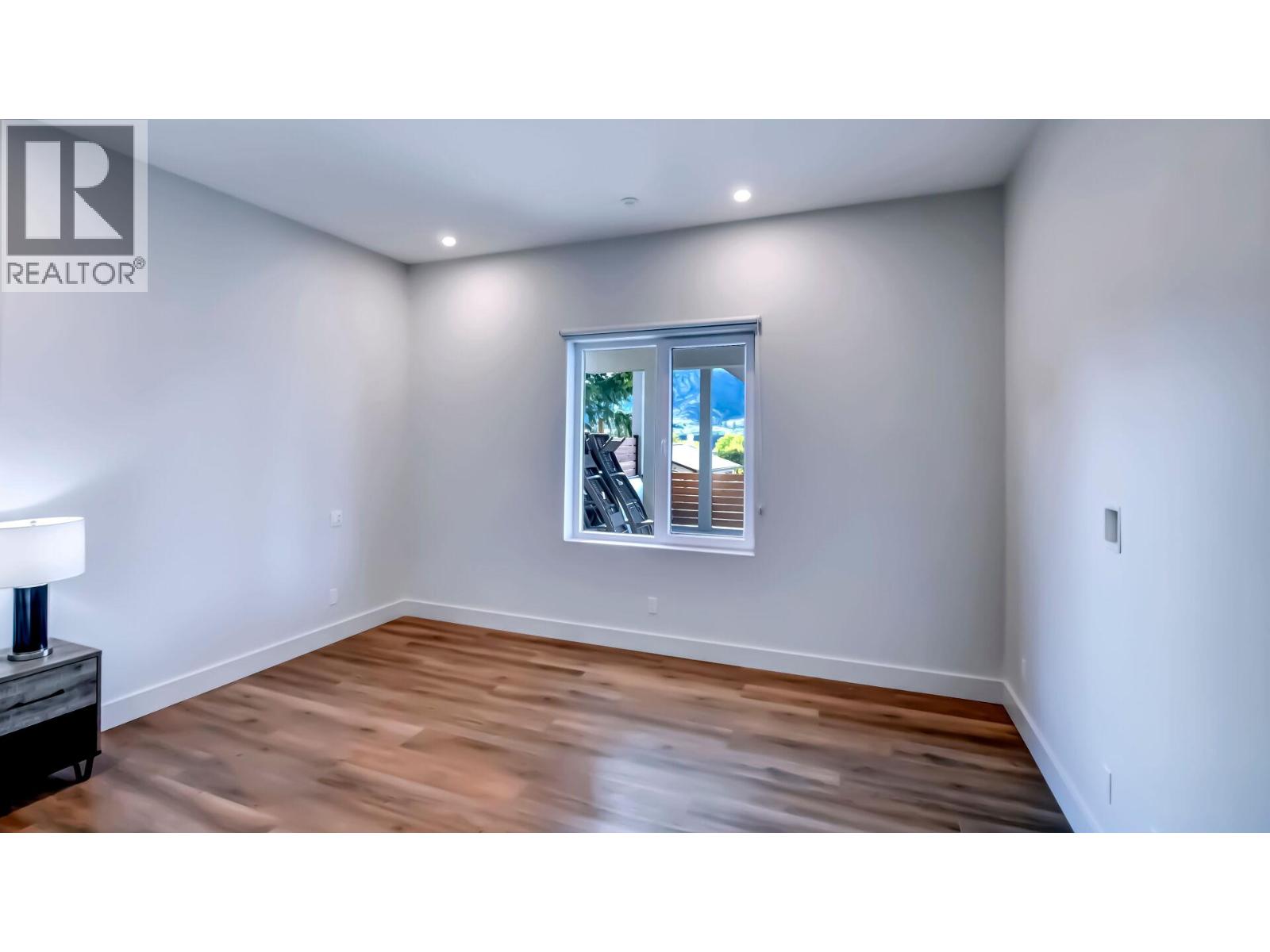 110 Eastside Road - 35