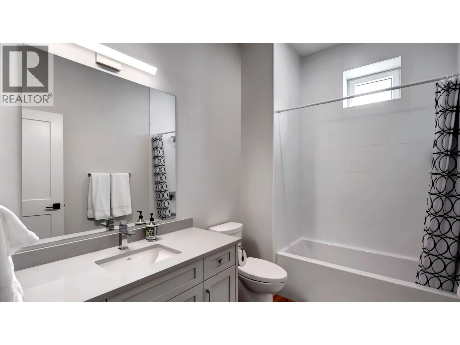 110 Eastside Road - 36