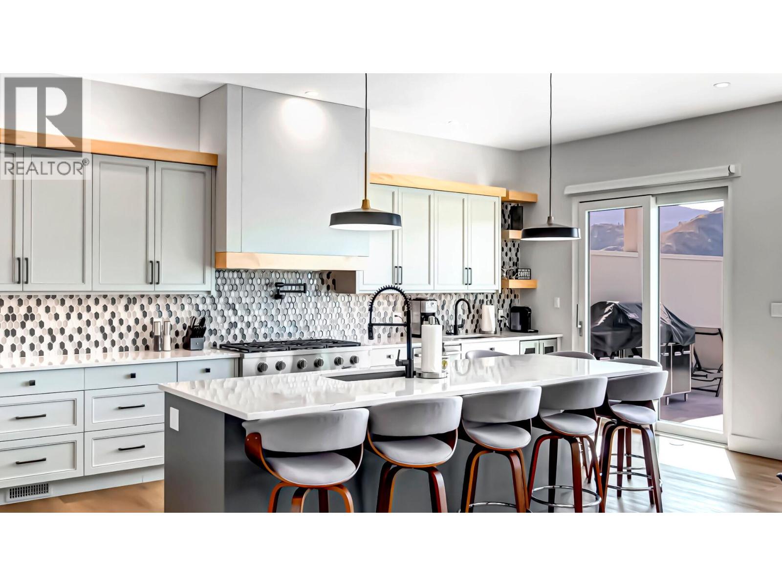 110 Eastside Road - 7
