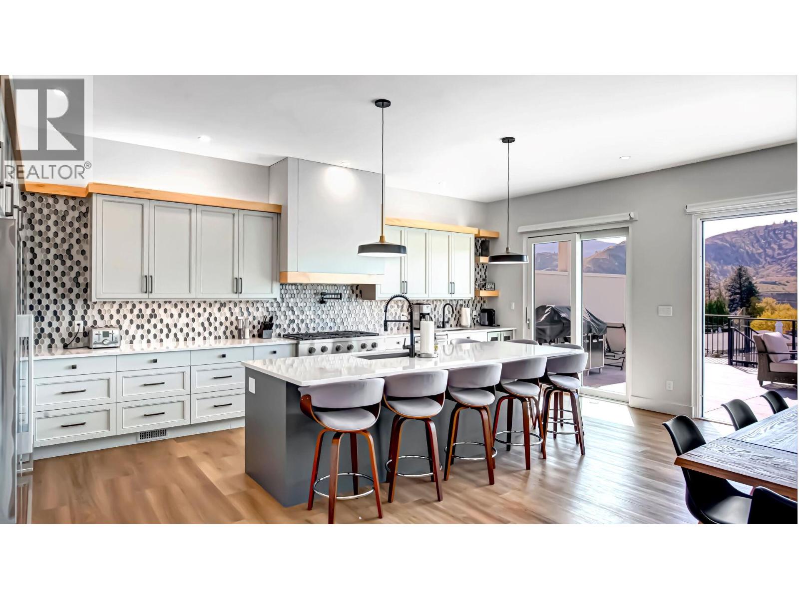 110 Eastside Road - 8