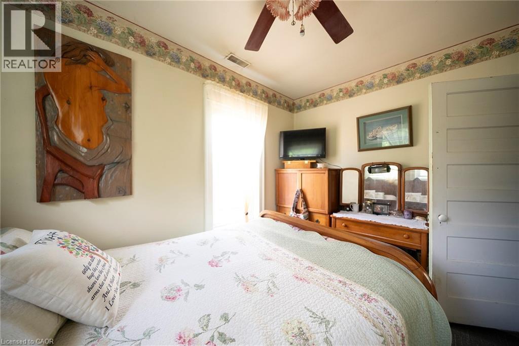 3-bedroom home for sale at 1045 BAY Street, Port Rowan ON · photo 14 of 33